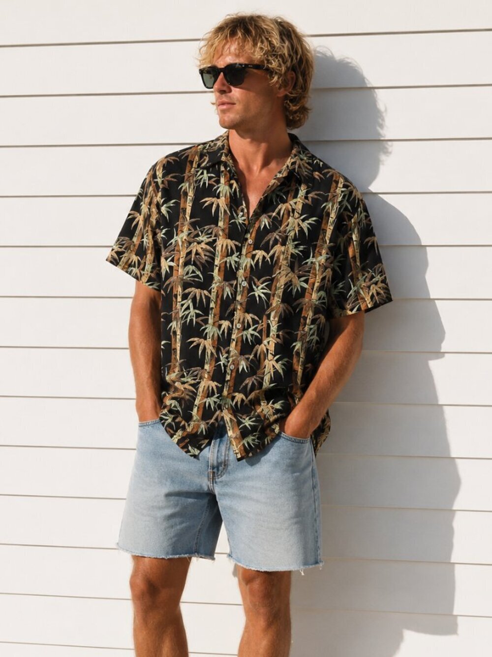 Vintage Tori Richard Short Sleeve Button Down Shirt Men's Large Bamboo Print